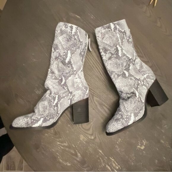 Free People Elle Boot Block Heel Snakeskin Boot White Grey 39 9 - Picture 14 of 16